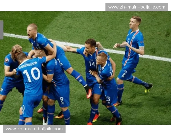 法兰西之舞，白俄雄狮：欧洲杯赛场上的激情碰撞与战略博弈